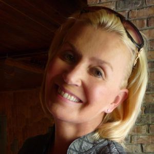 Meet your Posher, Brenda